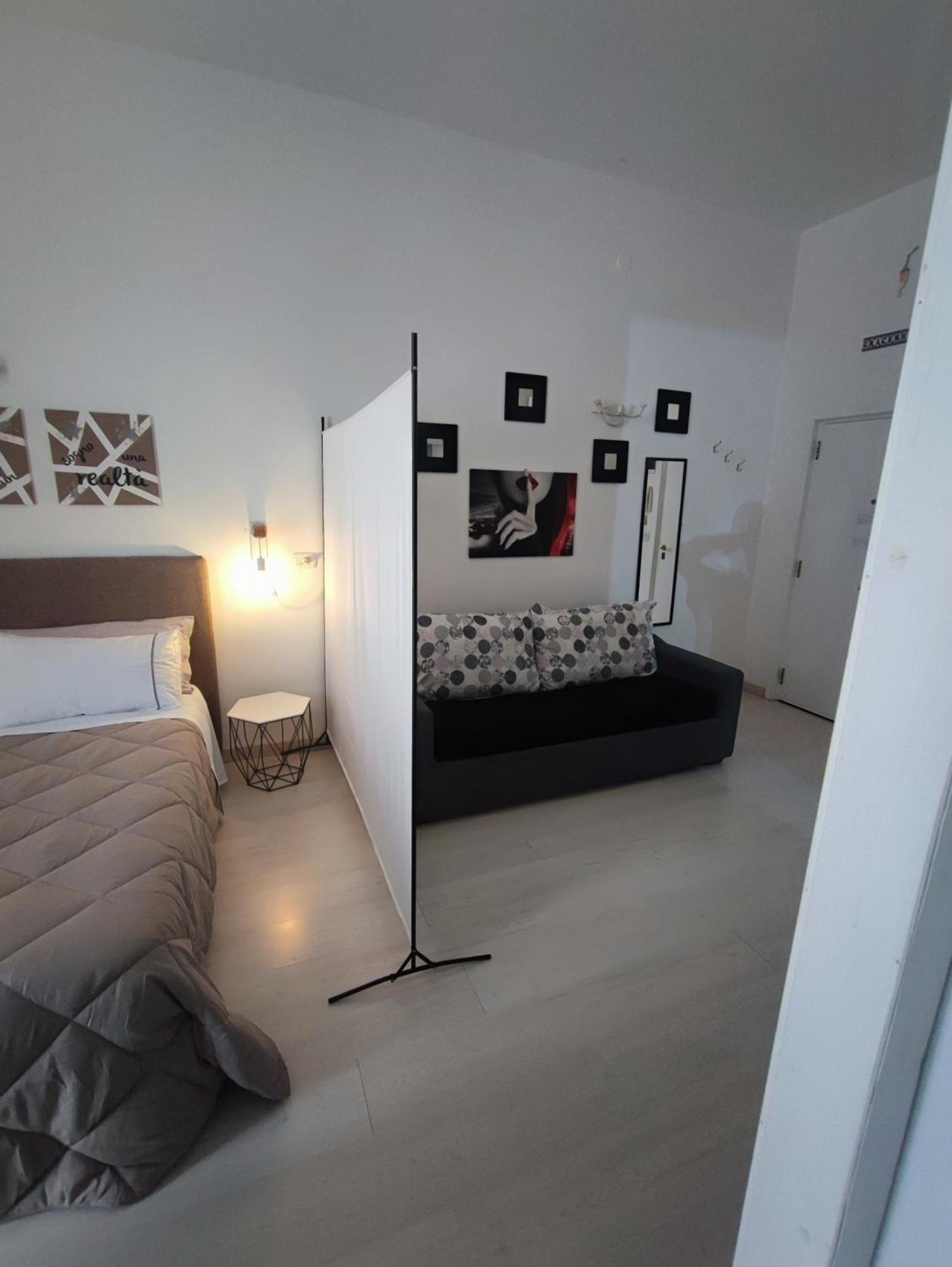 Little Home Trani Extérieur photo